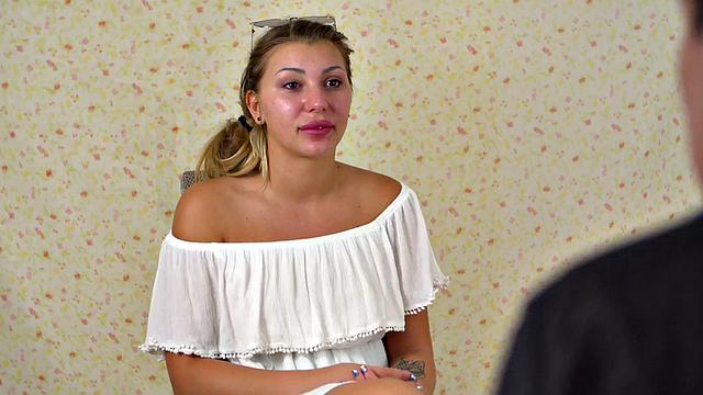 блондинка на каблуках: трах на публике и верёвки, зато не скучно
