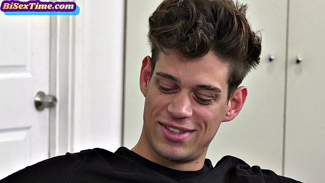 Piercedtits babe smashed in bi 3way