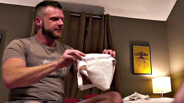 Gay stud penetrated doggystyle in the ass by nice dick