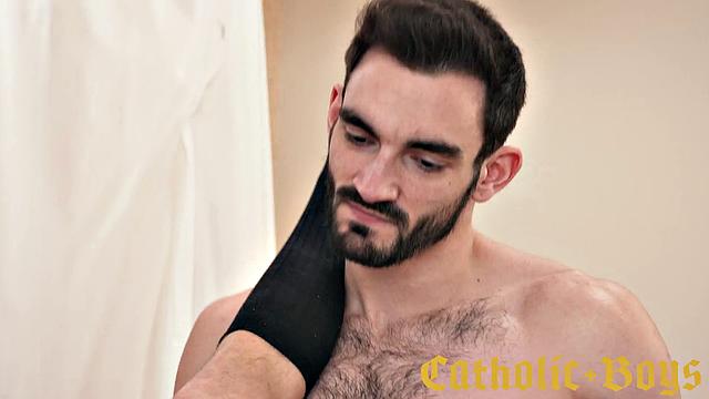 ALTAR BOY NOAH Chapter 4 - Boy Training Noah