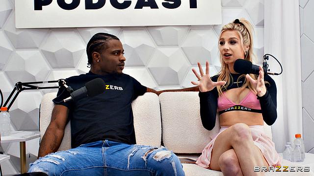 алексис фокс и кайт пробуют секс-игрушки с дэймионом и устраивают жаркий тройничок