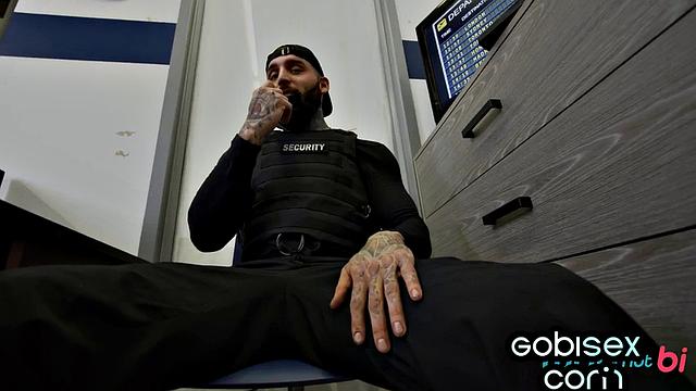 Nasty blonde pussylicked in 3some