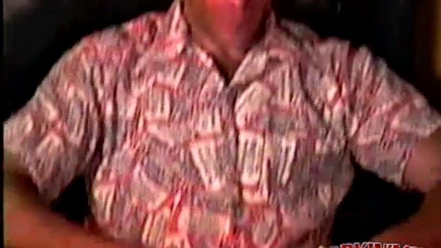 We've all met guys like this. Darryl will be the first to tell you how handsome, wonderful and special he is. It goes on and on, ad nauseam. He hangs out with the popular queens, who bow at his feet and make sure he's got everything he wants.