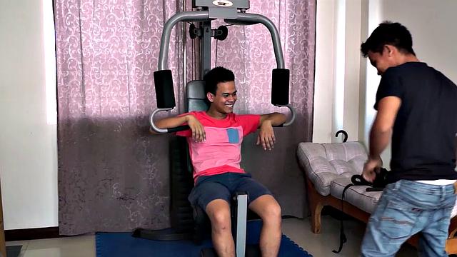 Poor Warren. His gym buddy is always tricking him into bondage to tickle his feet. And today is no different.