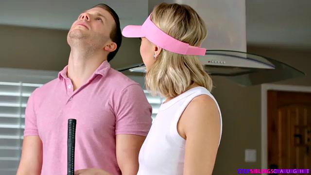 Step Bro Gets A Hole In - S16:E2