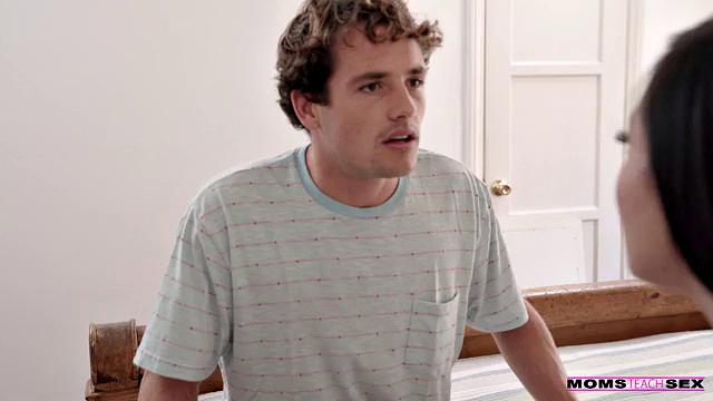 Hosed By Mom - S11:E2