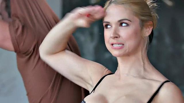 Massaging girl fucked by nice cock after blowing it