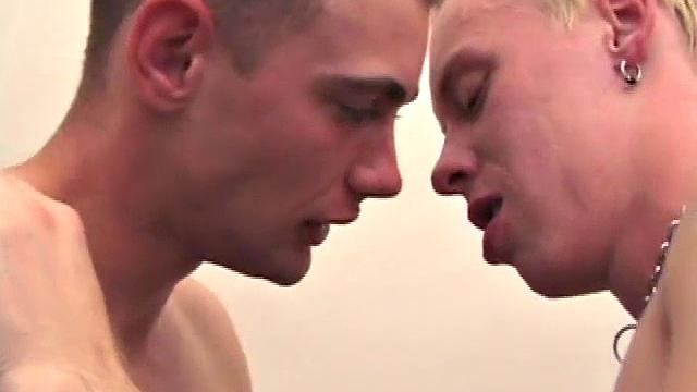 Gay boy Roar and straight boy Nick swap blow jobs, Nick definitely enjoys tasting Roar´s pre-cum on his tongue.