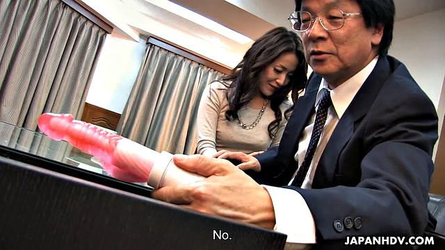 Playing with makes Nao Kato horny