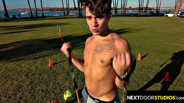 Sexy Twink Goes Deep In Hairy Assed Hunk - NextDoorBuddies