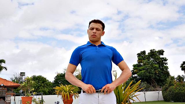 Big inked babe cockriding her lover