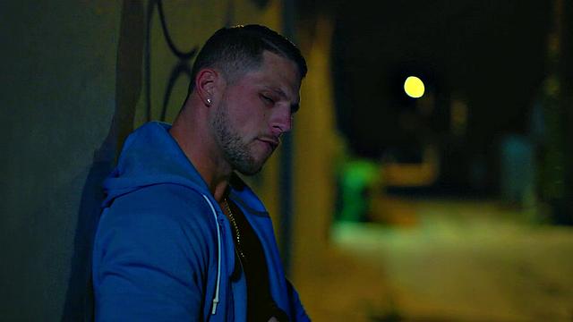 NextDoorRaw - Hunk Picks Up Stud - Fuck & Suck