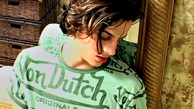 Ayden Chainsmokin' In The Tub! - Ayden Chainsmokin' In The Tub!
