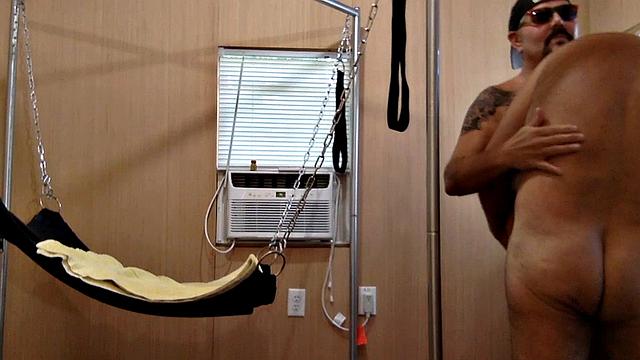 Top Daddy Wants My Glory Hole