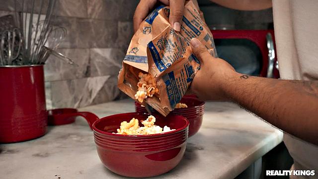 Messing Around Behind My Boyfriend's Back