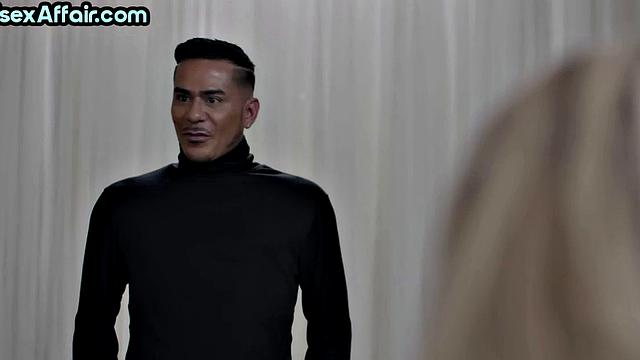 Stunning bisexual babe sucks and bounces on cock in threesome