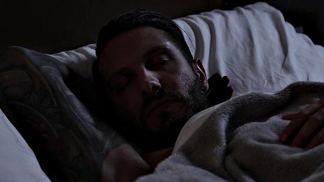 Naughty office babe deepthroats & fucks BWC BF on the office table