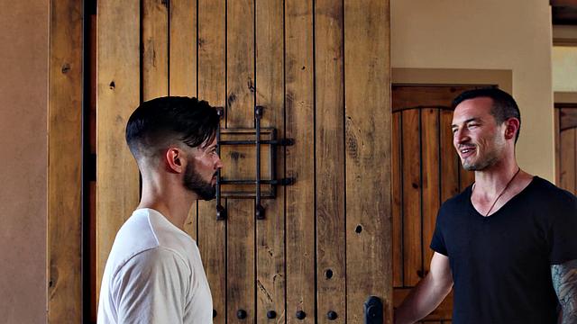 Casey Everett Hooks Up with Thick Dick Muscle Hunk Derek Kage, But Has Other Motives...