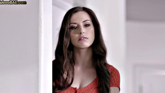 Cutie babes cockriding in 3some