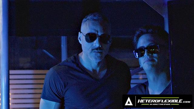 HETEROFLEXIBLE - Hung Daddies Manuel Skye & Trevor Brooks DRILL Stripper Sam Ledger ON STAGE!