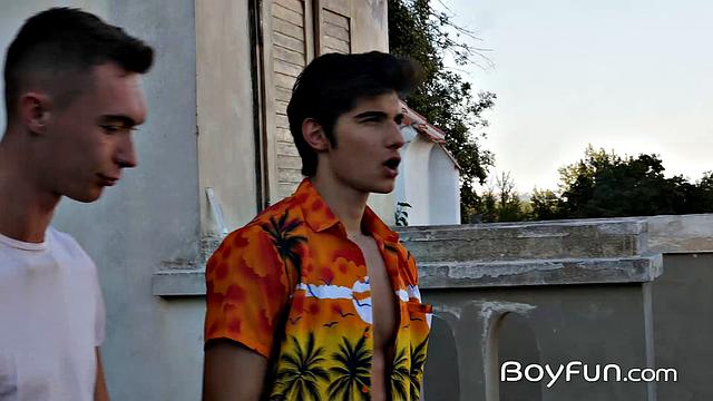 Jared Shaw - Max London