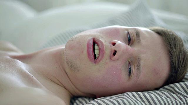 Hung twink wanking big cock after showing body