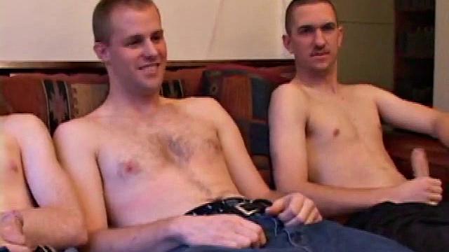 Horny Guys Do A Circle Jerk