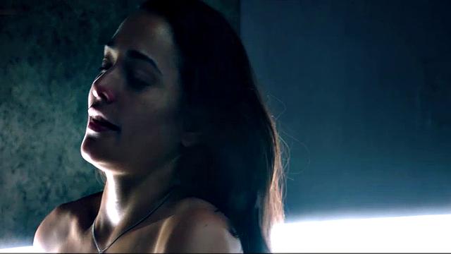 Natalie Martinez sex in the elevator