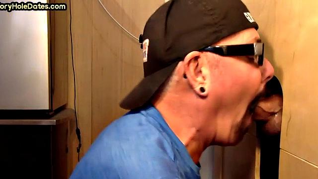 Tattooed gloryhole DILF sucks at home till cum in mouth