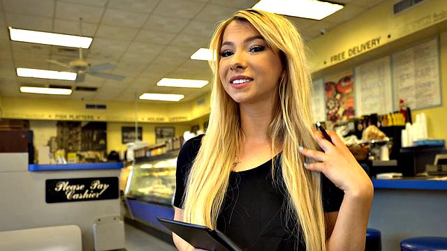 Waitress POV - Kenzie Reeves - College Cutie