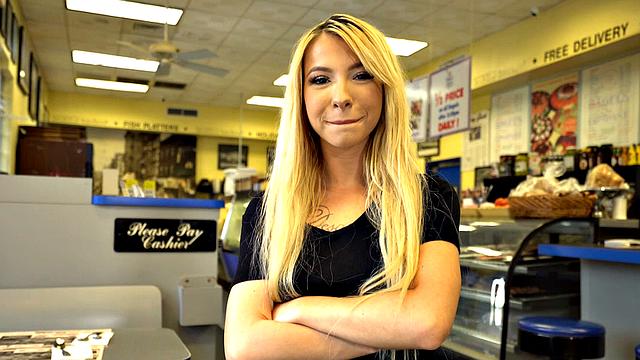 Waitress POV - Kenzie Reeves - College Cutie