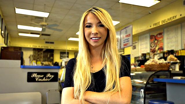 Waitress POV - Kenzie Reeves - College Cutie