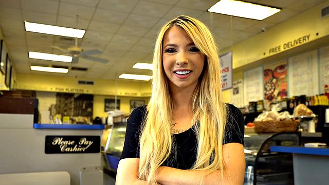Waitress POV - Kenzie Reeves - College Cutie