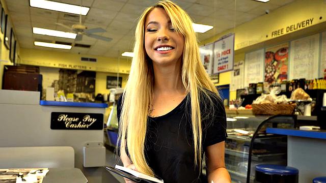 Waitress POV - Kenzie Reeves - College Cutie