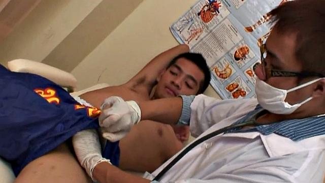 Nippon twink fucked by doctor in kinky infirmary