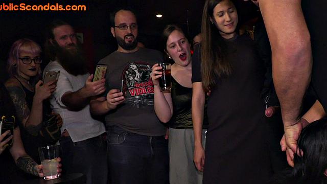 Tattooed babe deepthroats in 3some for voyeurs