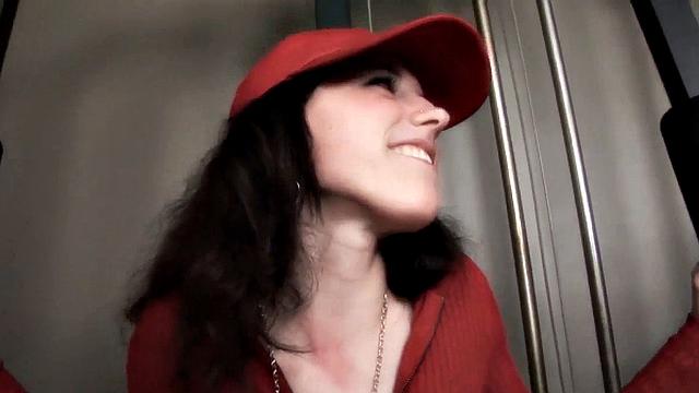 Gym teen ravaged by an oldie in a dirty sex scene