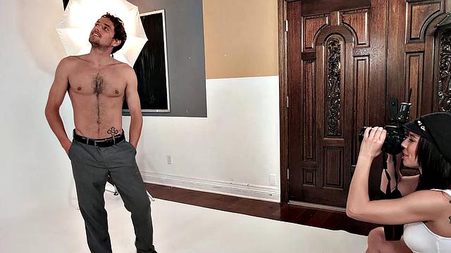 All Natural Big Tits Aidra Fox Convinces Tyler Nixon to Use his Big Dick on Her Hardcore