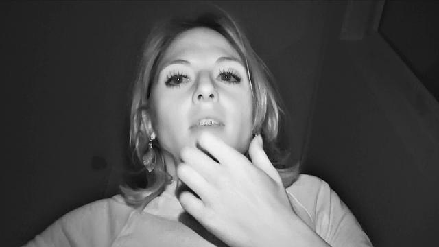 Amateur French Tourist gets a hot facial in public stairwell