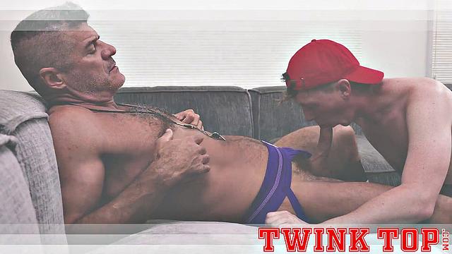 ANDREW POWERS Chapter 2 - Top Tryout