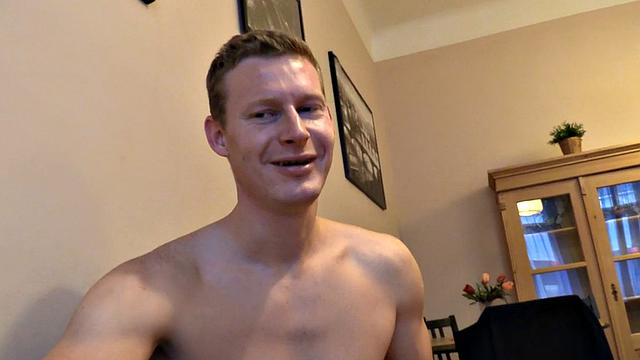 Pulled Euro twink POV nailed for cash after casting