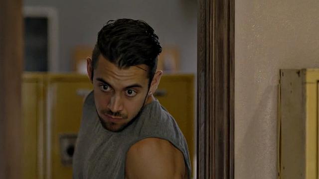 Curvy black ts blown in lockerroom before in duo