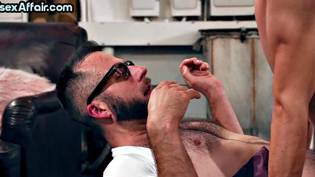 Curvy babe riding and sucking hard cock in 3some