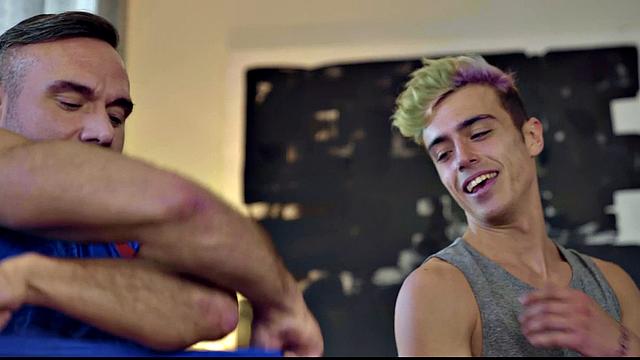 Business Trip (Manuel Skye)