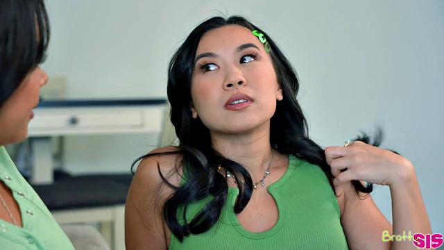 Stepsisters Pot Of Gold - S31:E6