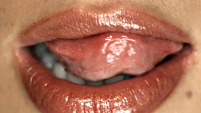 Kay Lovely fucks her divorced neighbor