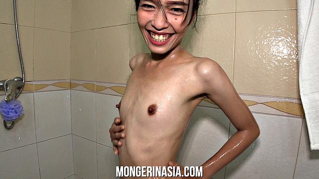 ULTRA-SMALL THAI SPINNER SHOWERS AND SHaVES FOR CUSTOMER