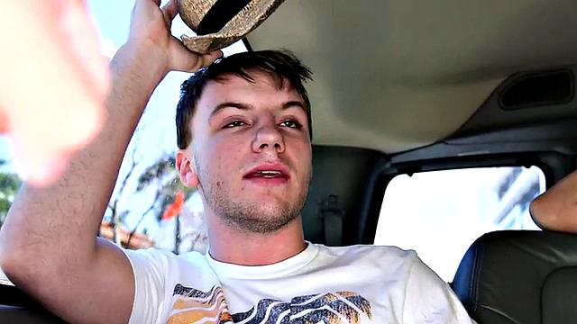 Fooled amateur stud fucks gay jock in pickup bus for cum
