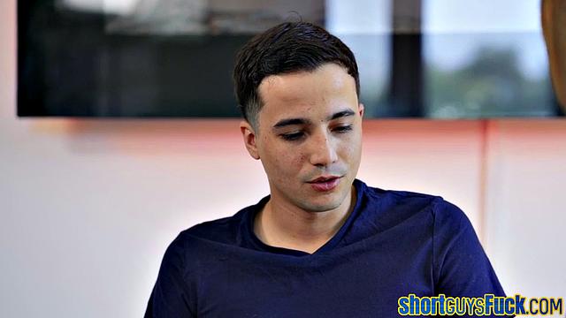 Big-titted MILF cockriding short king