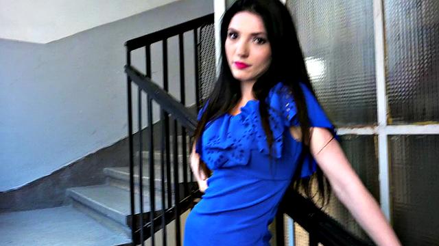 Raven Haired Euro Chick Gets Banged